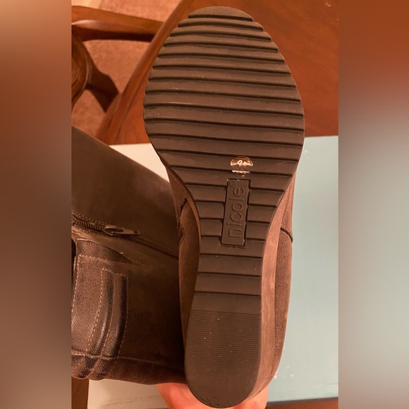 Nicole Evelyn Pewter Knee High Wedge Faux Suede Leather Size 9 - Picture 7 of 11